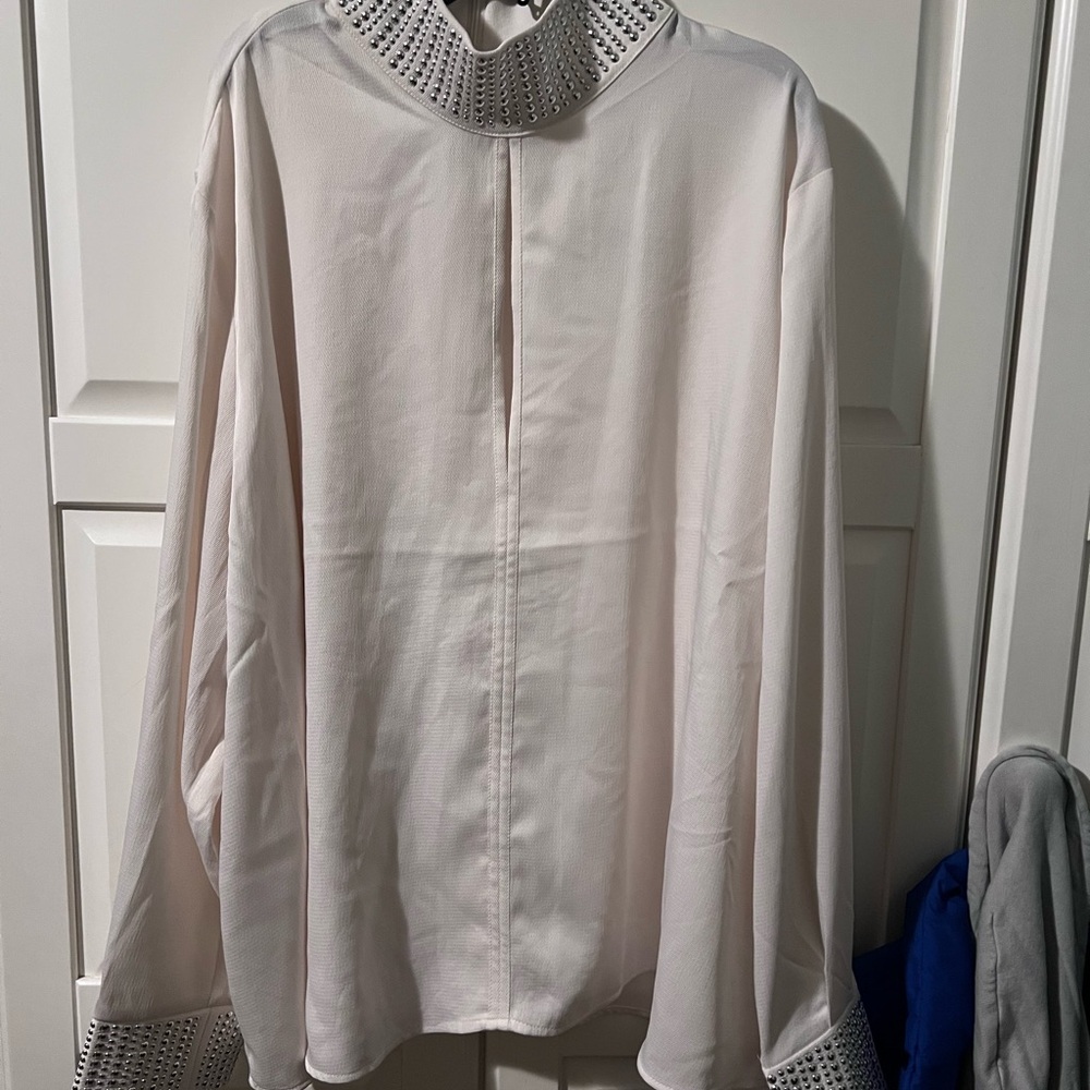 H&M White Studded Collar Blouse